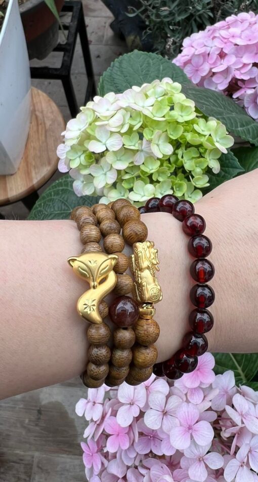 Thiết kế và dịch vụ