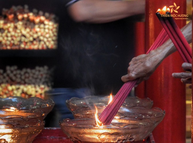 Có nên thắp hương hàng ngày không? Điều cần lưu ý 6 Có nên thắp hương hàng ngày không? Điều cần lưu ý